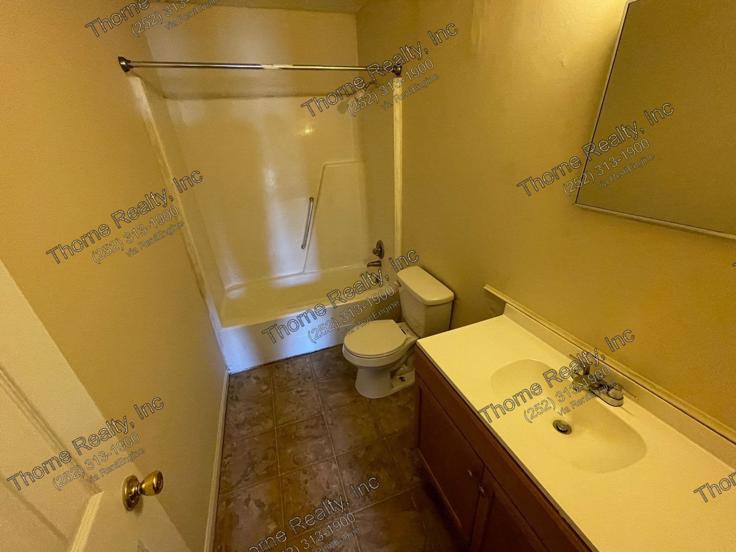 2 Bedroom Apartment - End Unit property image
