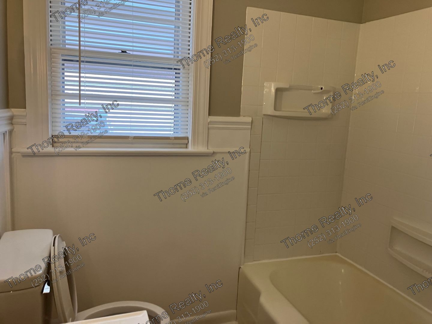 2 Bedroom Brick House property image